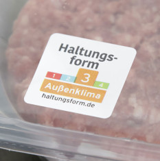 Initiative Tierwohl führt Bio-Stufe ein