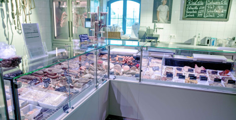 Von der Weide in die Wursttheke