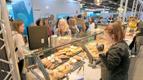 Meetingpoint BIOimSEH: Slottke bringt frisches Bio-Brot