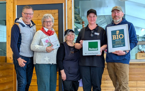 Erste Jugendherberge in Bayern erh&auml;lt &sbquo;Bioland Gold plus&lsquo;-Status