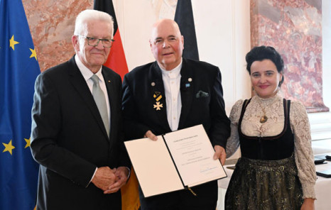 Rudolf Bühler erhält Landesverdienstorden