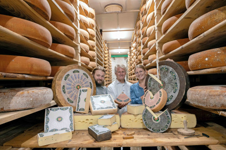 Naturkäse mit Alpwiesenaroma