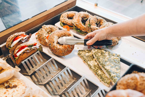 Bio-Brot von glücklichen Bäckern